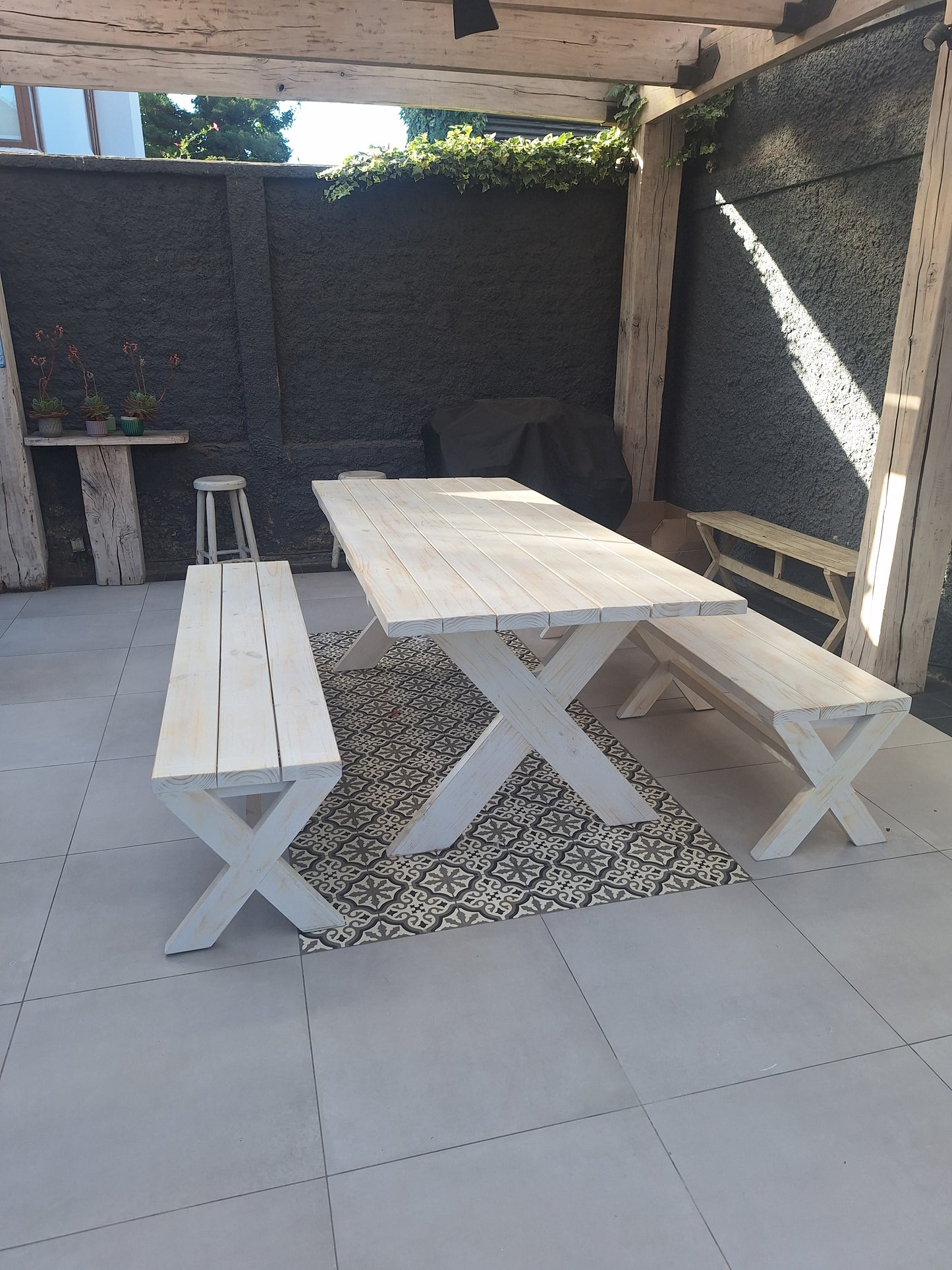 Comedor de Terraza con 2 Banquetas - Modelo Pichidangui