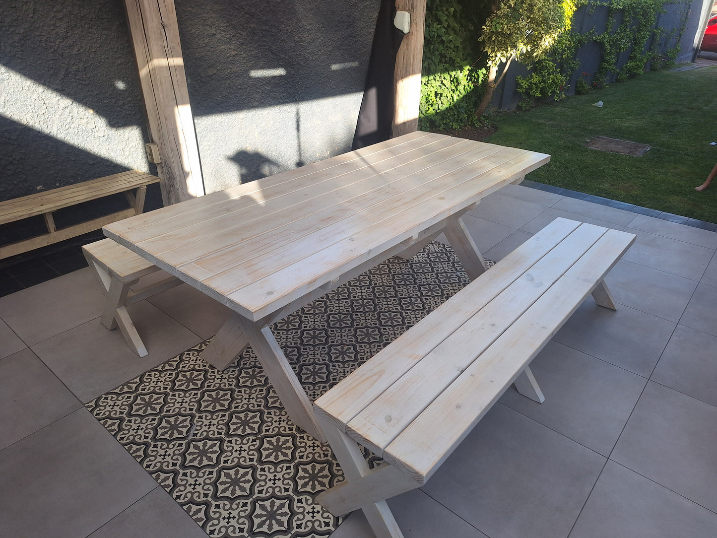 Comedor de Terraza con 2 Banquetas - Modelo Pichidangui